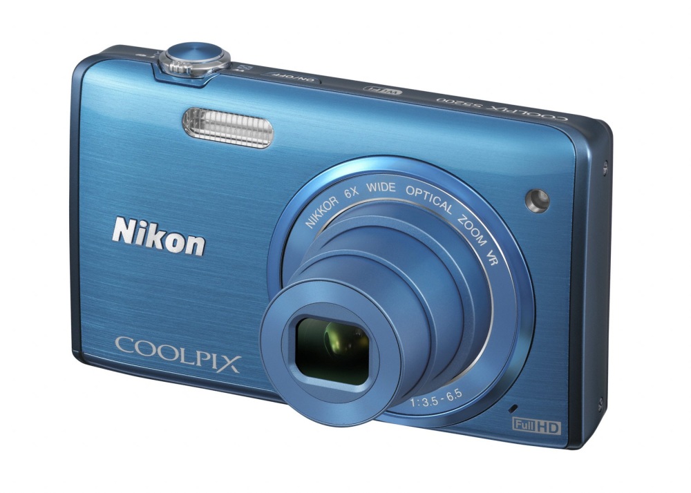 Компактная фотокамера Nikon COOLPIX S5200