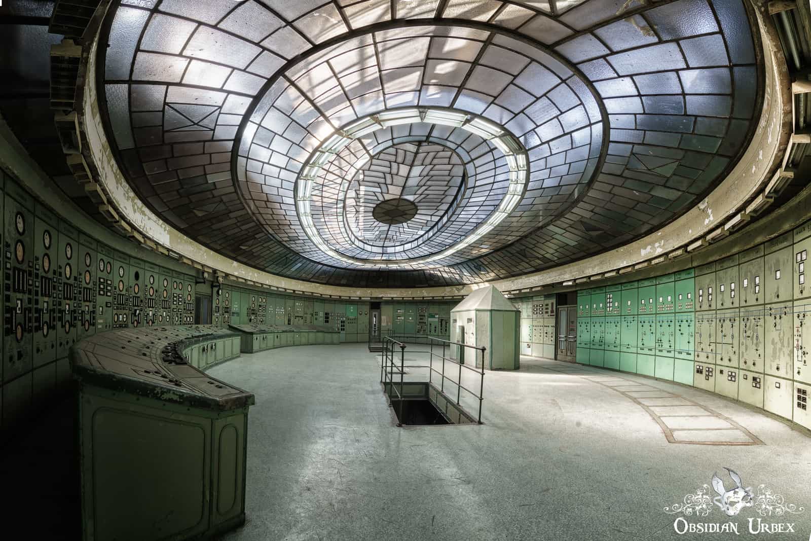 01_special-k-hungary-abandoned-power-plant-control-room-panorama