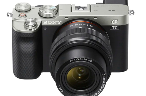 Объявлен старт продаж  полнокадровой камеры Sony a7C в России