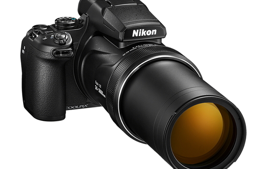 Nikon представляет фотокамеру, которую легко спутать с телескопом — Сoolpix P1000 мегазум
