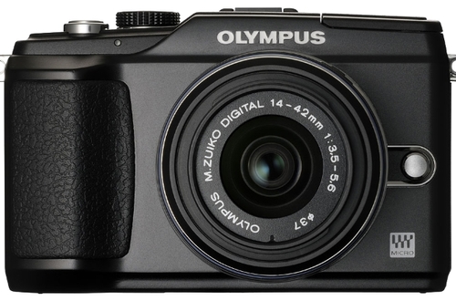 Беззеркальный фотоаппарат Olympus E-PL2 практикует «живой» просмотр будущего кадра
