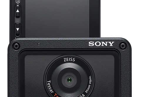 Sony представила новую компактную фото/видео камеру RX0 II