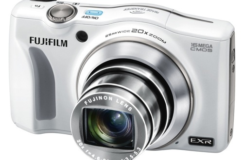 Компактный фотоаппарат Fujifilm FinePix F800EX: оптический зум х20, матрица 16 мегапикселей и Facebook из &amp;quot;паутины&amp;quot;