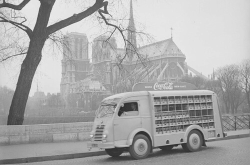 Фотоархив: когда Coca-Cola пришла во Францию, 1950 год. 