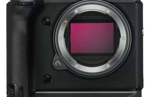Fujifilm обновила прошивку среднеформатной камеры GFX100 до версии 1.03