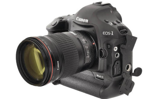 Тест зеркальноого фотоаппарата Canon EOS 1D Mark IV: скоростная съемка для скоростного спуска