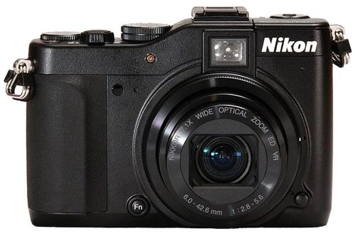 Компактный фотоаппарат Nikon Coolpix P7000: функциональное богатство интерфейса ориентировано на опытных фотолюбителей