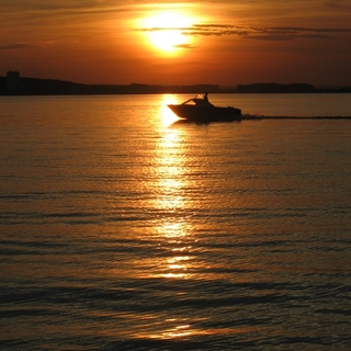 Закат на Минском море