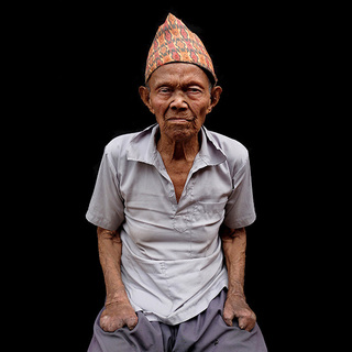 Лалибахадур Магар, 80 лет. Пытался найти жену за деньги, но безуспешно