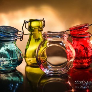 Разноцветные стекляшки