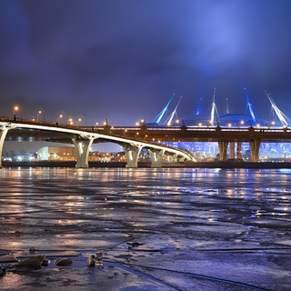 Яхтенный мост, ЗСД и Газпром Арена, 2. Вечерний Петербург