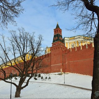Кремлевская стена. Как настоящая