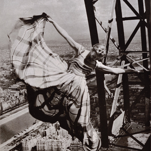Эрвин Блюменфельд
Лиза Фонсагривс на Эйфелевой башне. Париж. 1939 / Выставка Эрвина Блюменфельда