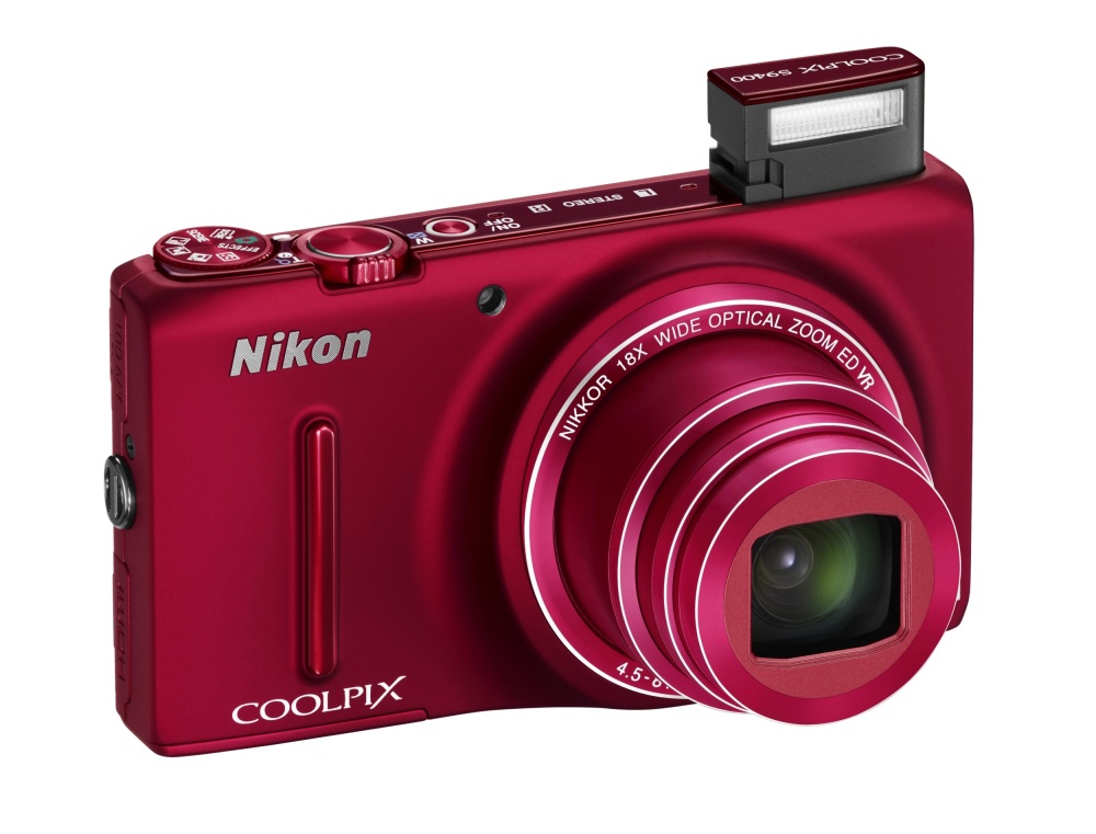 Компактная фотокамера Nikon COOLPIX S9400