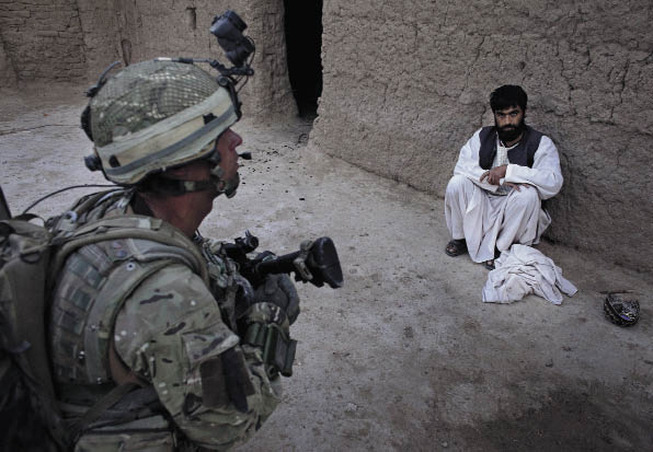 Афганистан. Бой британских и афганских солдат с Талибаном.