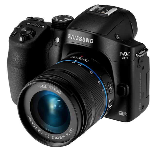 Зеркальная камера Samsung NX30