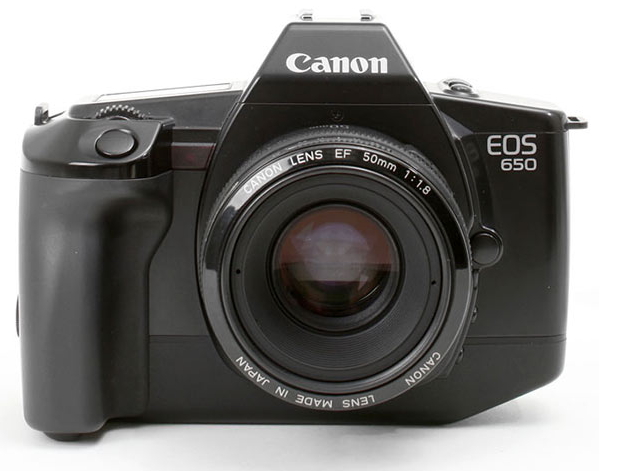 Eos 650. Canon EOS 650 1987. Canon 650 пленочный. Canon EOS 650 1987 спереди.