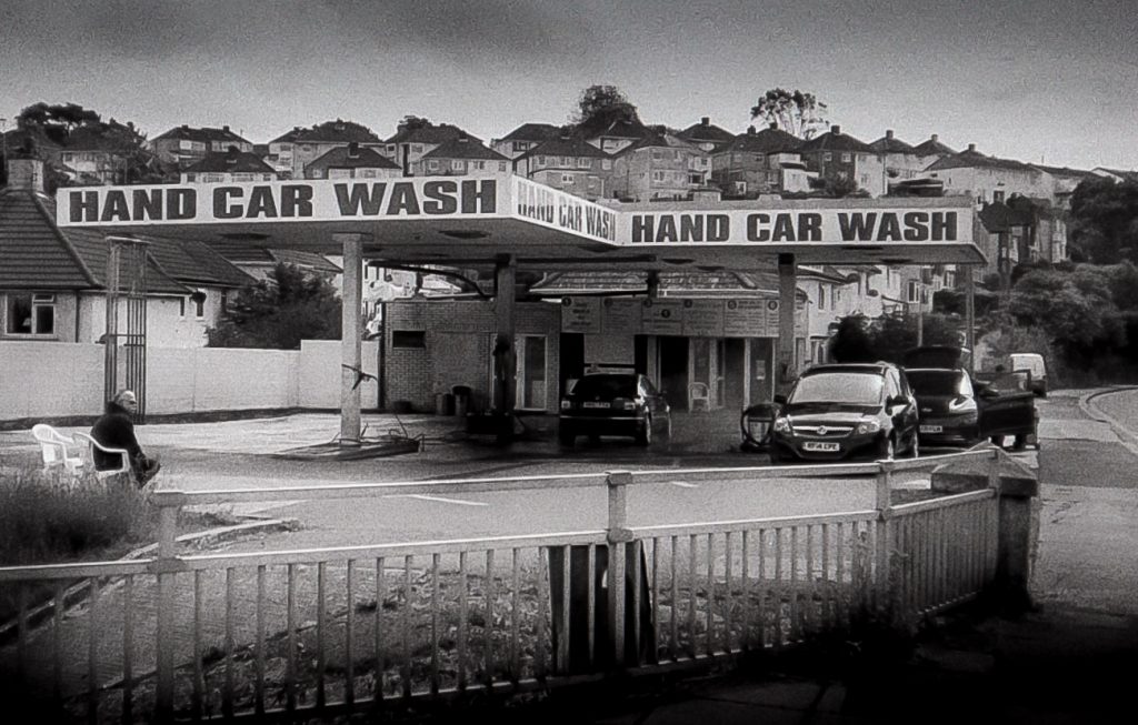 3_hand-car-wash-1-of-1-1024x653