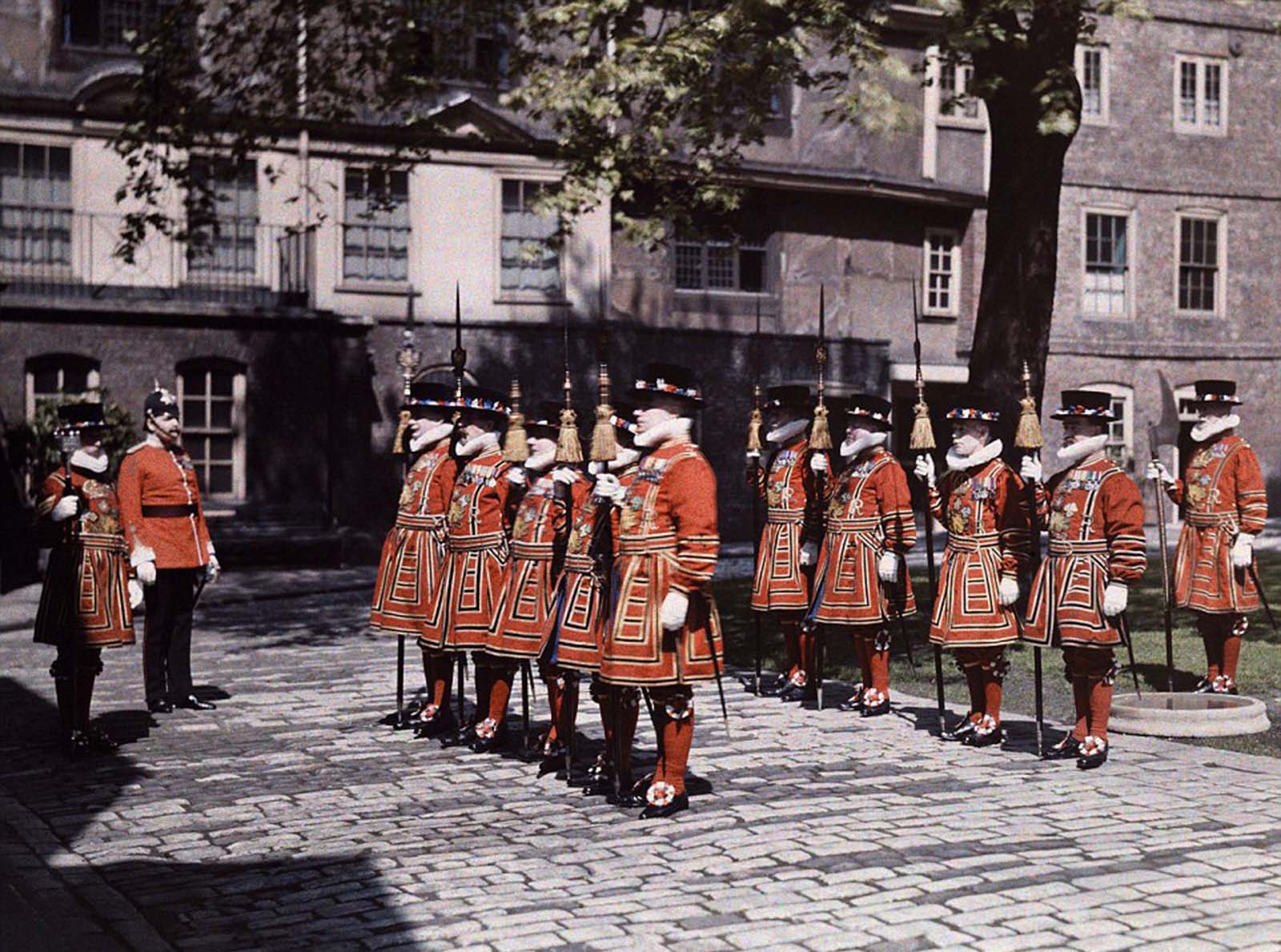 amazing-_color-photos-england-1920s_13