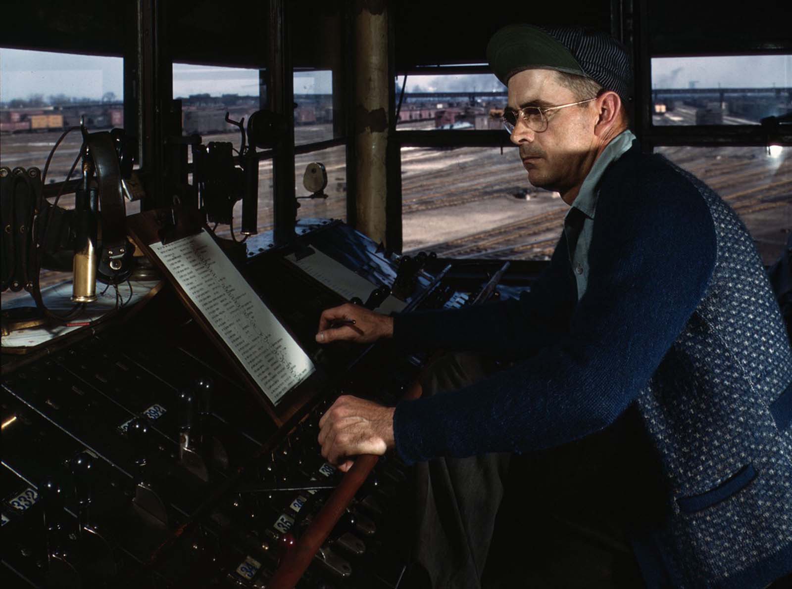 chicagos-rail-yards-color-photographs_14