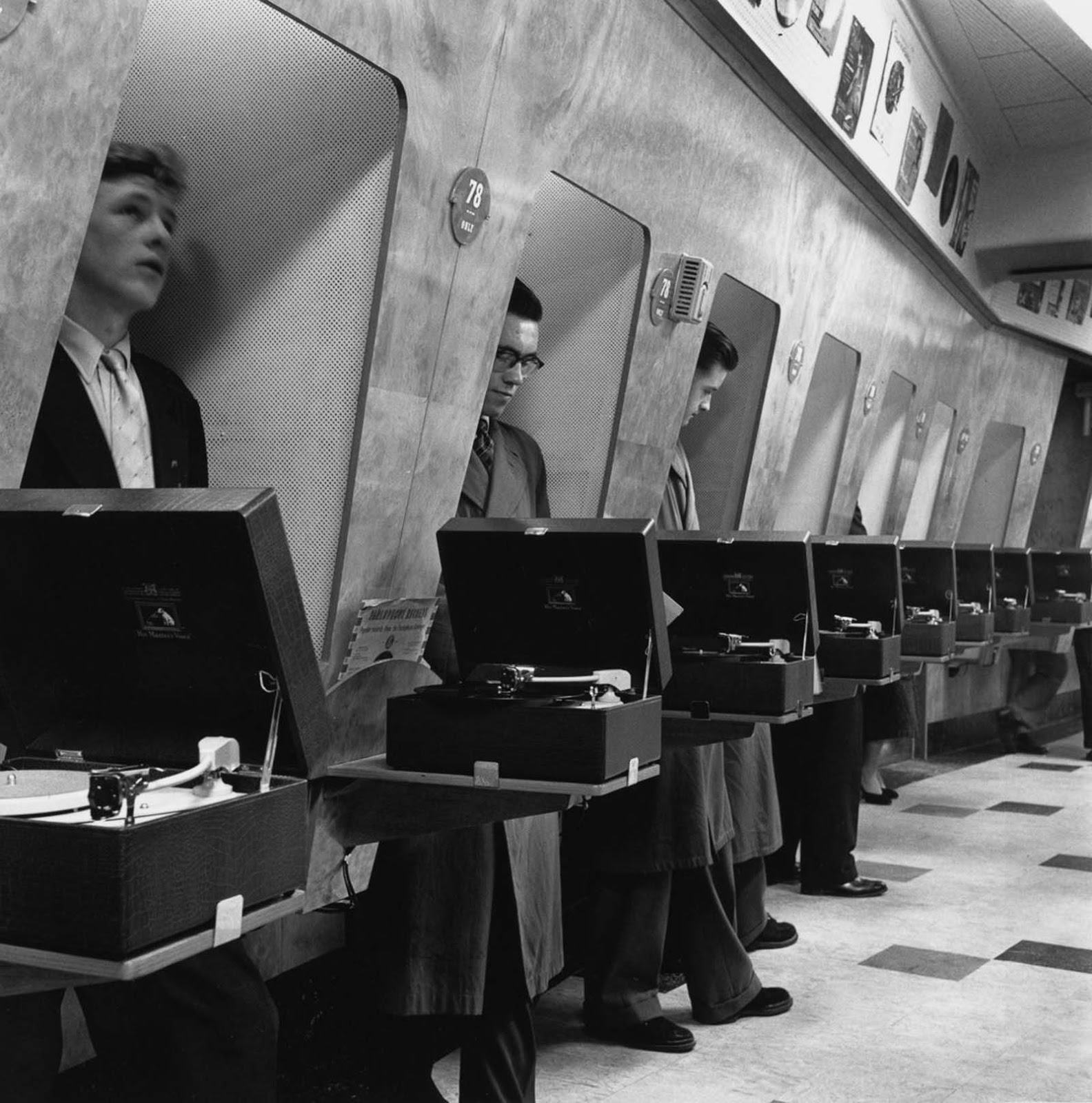 vinyl-booth-history_1