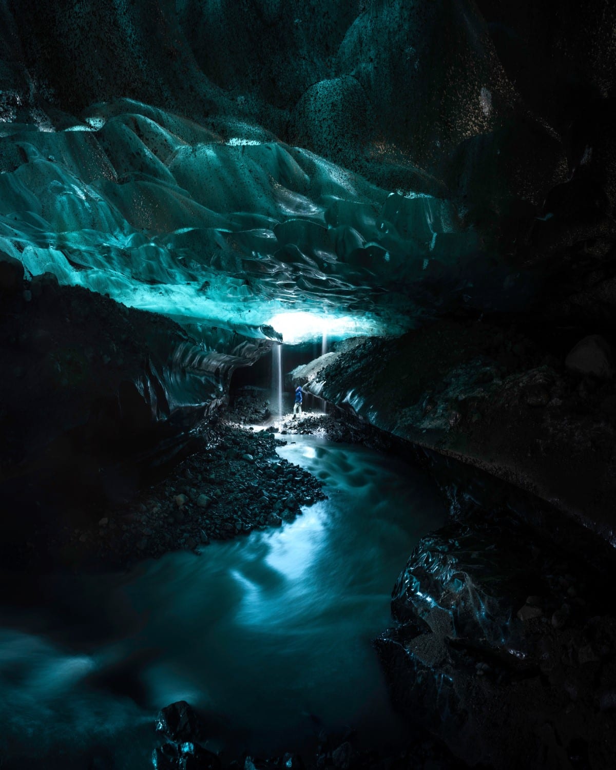ryan-newburn-glacial-caves-15