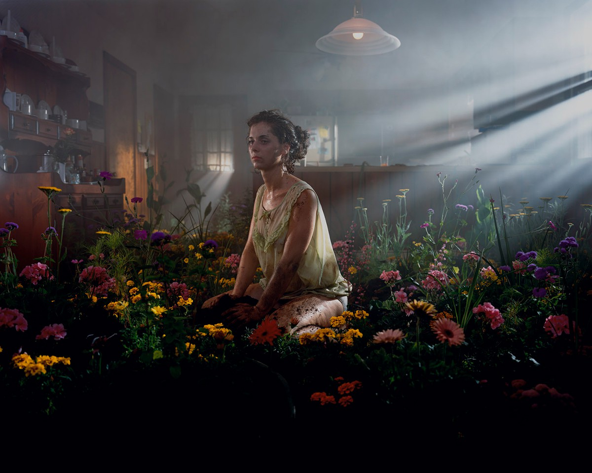 gregory_crewdson_13