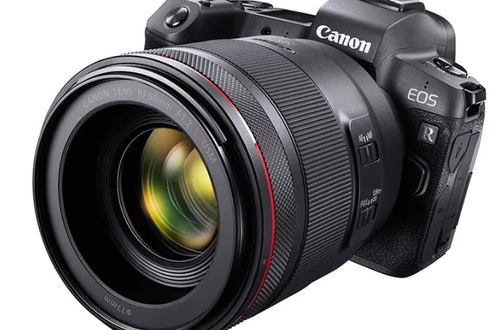 Canon отмечает 16 лет лидерства на международном рынке цифровых камер