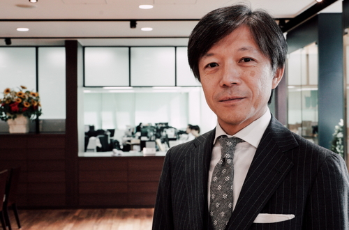 Интервью с Казуто Ямаки: в ближайшем будущем Sigma начнёт выпуск компактных высококачественных объективов.