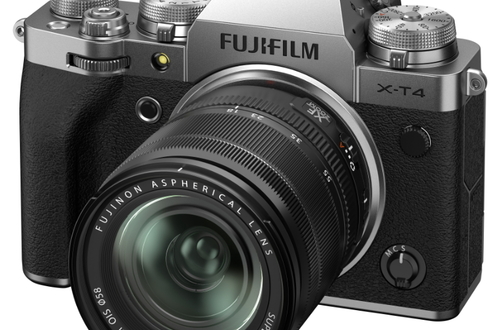 Fujifulm анонсировала новую беззеркальную камеру X-T4