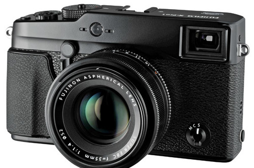 Беззеркальный фотоаппарат Fujifilm X-Pro1: здесь реализована уникальная система гибридного оптико-электронного визира