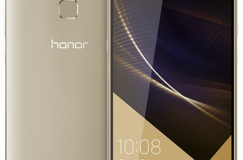 С умной кнопкой по жизни. В России начинаются продажи смартфона Honor 7 Premium 