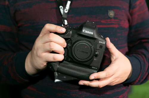 Canon продемонстрировала возможности EOS R3 и профессиональных принтеров на мероприятии для фотожурналистов