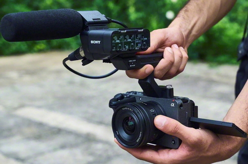 Sony анонсировала камеру FX30