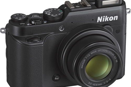 Мини-обзор компактной фотокамеры Nikon Coolpix P7800