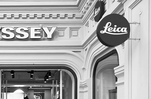 В 2019 году компания LCR прекращает представлять интересы Leica Camera AG в России