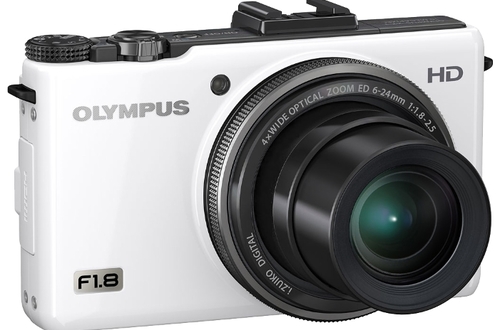 Компактный фотоаппарат Olympus XZ-1 уверенно конкурирует с основными аналогами