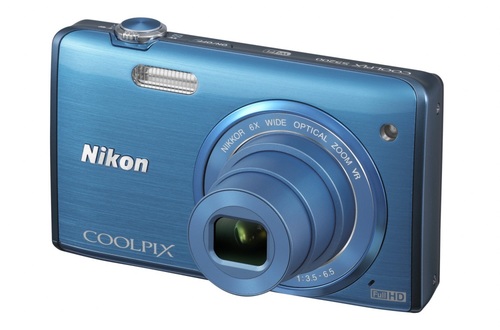 Компактные фотоаппараты Nikon COOLPIX S9500, COOLPIX S5200 и COOLPIX S9400: все три камеры гарантированно снимают лучше смартфонов