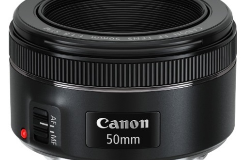 Canon выпускает объектив EF 50mm f/1.8 STM для портретной съёмки