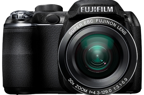 Компактный фотоаппарат Fujifilm FinePix S4000: ультразум для обычных фотолюбителей