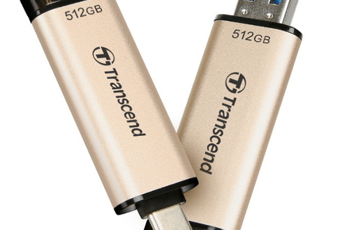 Transcend представляет USB-накопитель JetFlash 930C с двойным разъёмом