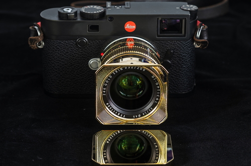 TTArtisan представила объектив 35 мм f/1.4, покрытый золотом.
