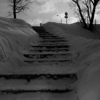 Лестница и зимний вечер...