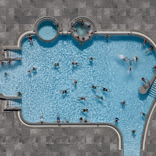 Штефан Цирвес (Stephan Zirwes), Германия. 
Профессиональный конкурс. Номинация «Архитектура», 3-е место. «Бассейны».
© Stephan Zirwes, Germany, 3rd place, Architecture, Professional, 2016 Sony World Photography Awards.