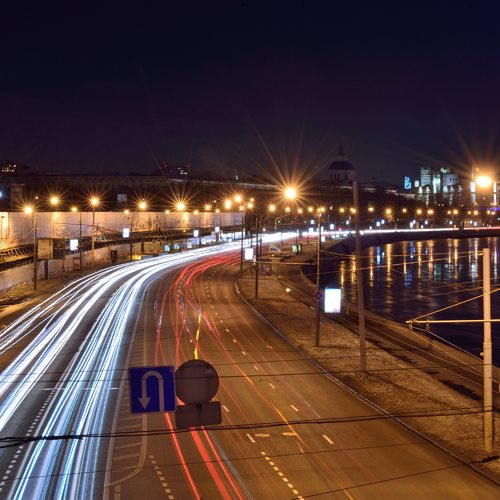 Фары едут по дороге / Nikon D600, Ночная съемка