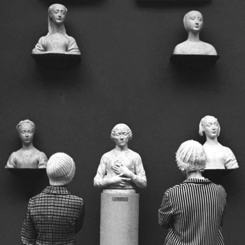 029 Москва, 70-е. В Пушкинском. / Просто люди