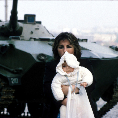 009 Бронетехника на улицах Тбилиси. / Прочь из СССР