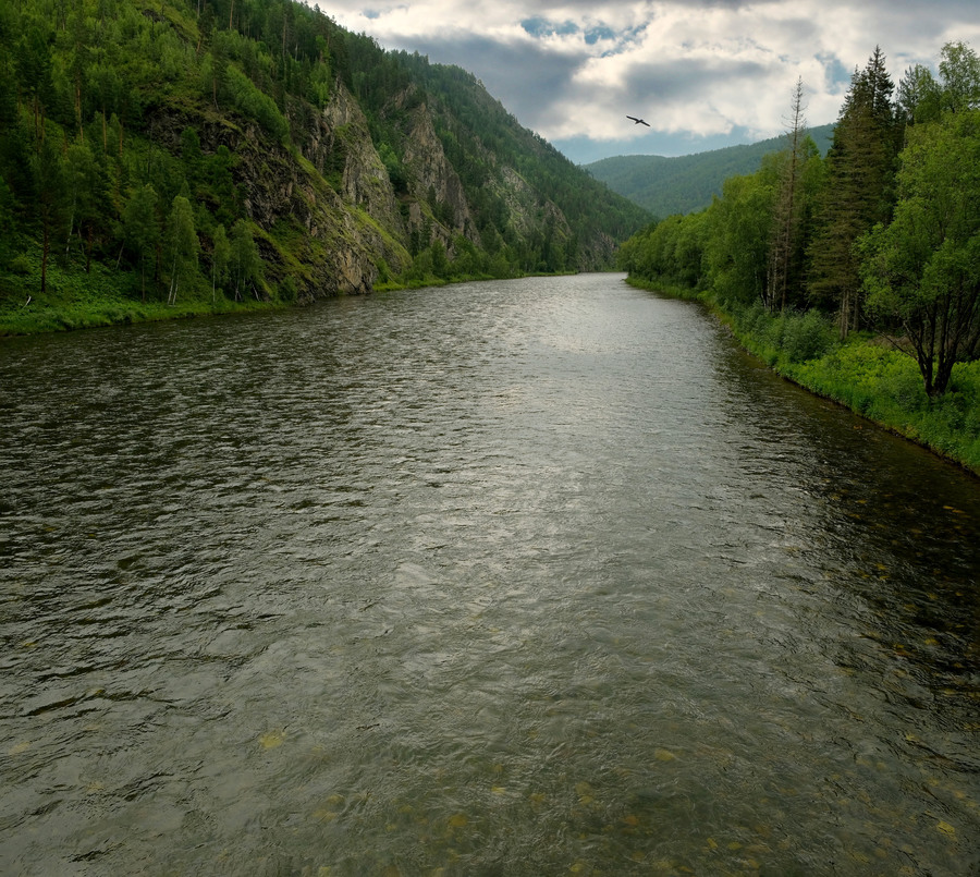 Река в горах