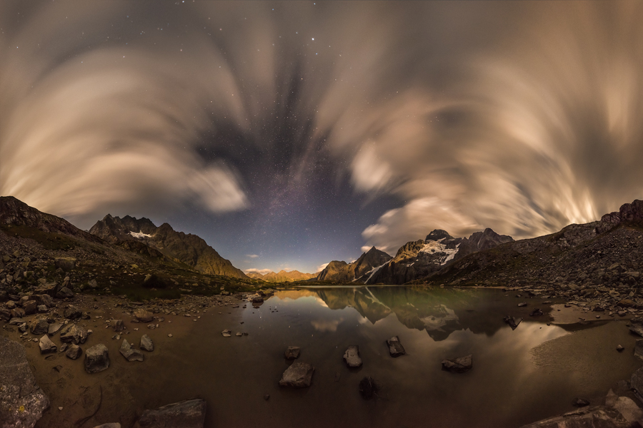 Любители. Природа. 2 место. Александр Агабабаев. Сны У Наурского Озера