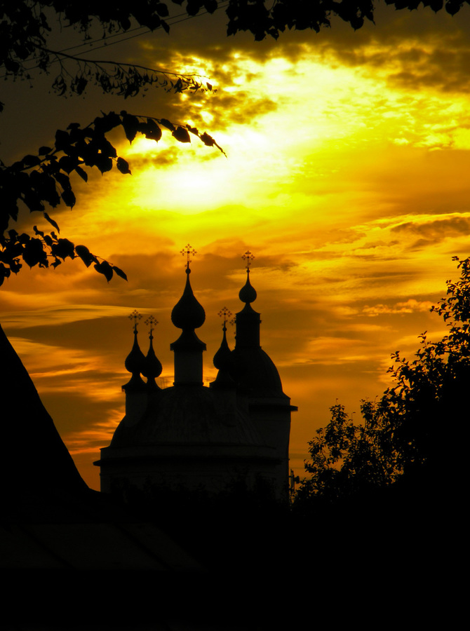 Песни вечерний звон. Вечерний звон. Вечерний звон картинки. Рисунок к песне Вечерний звон. Церковь Вечерний звон.